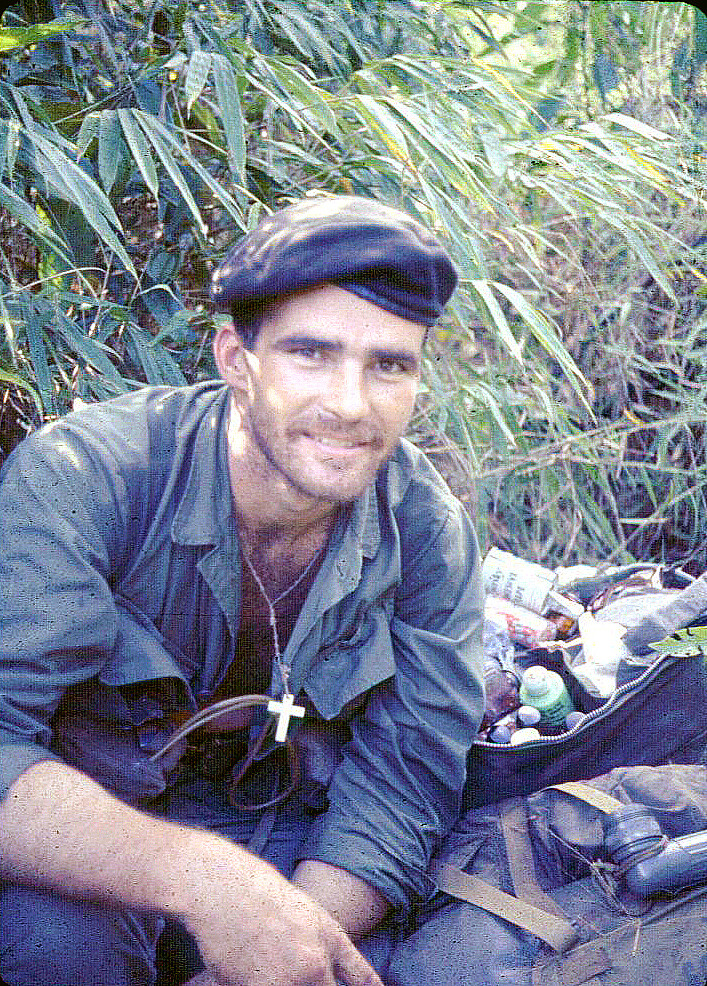 Recondo_Ranger_Dave_sitting_with_beret_on